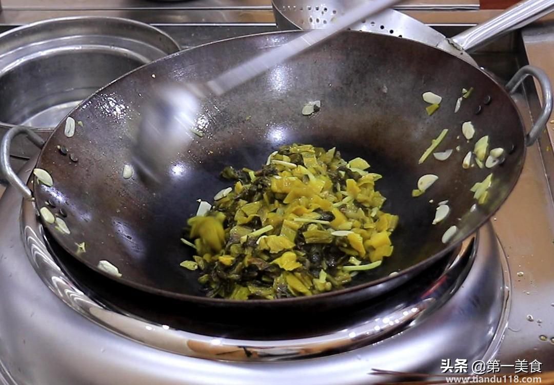 家常酸菜鱼的做法（家常酸菜鱼怎么做）(图9)